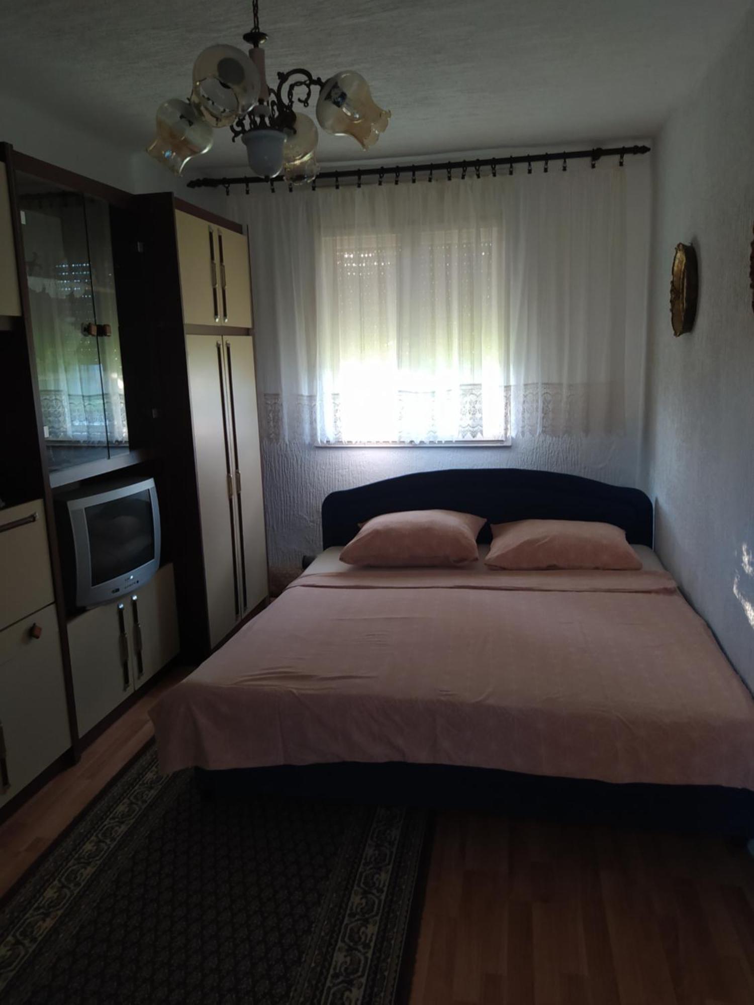 아파틴 Oaza Mira Porodicna Kuca Za Opustanje 빌라 외부 사진